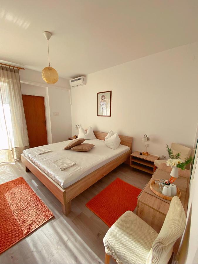 The Manzoni Family 1 Otel Punat Dış mekan fotoğraf